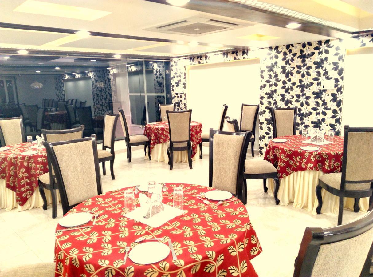 Hotel Tilak 보팔 외부 사진