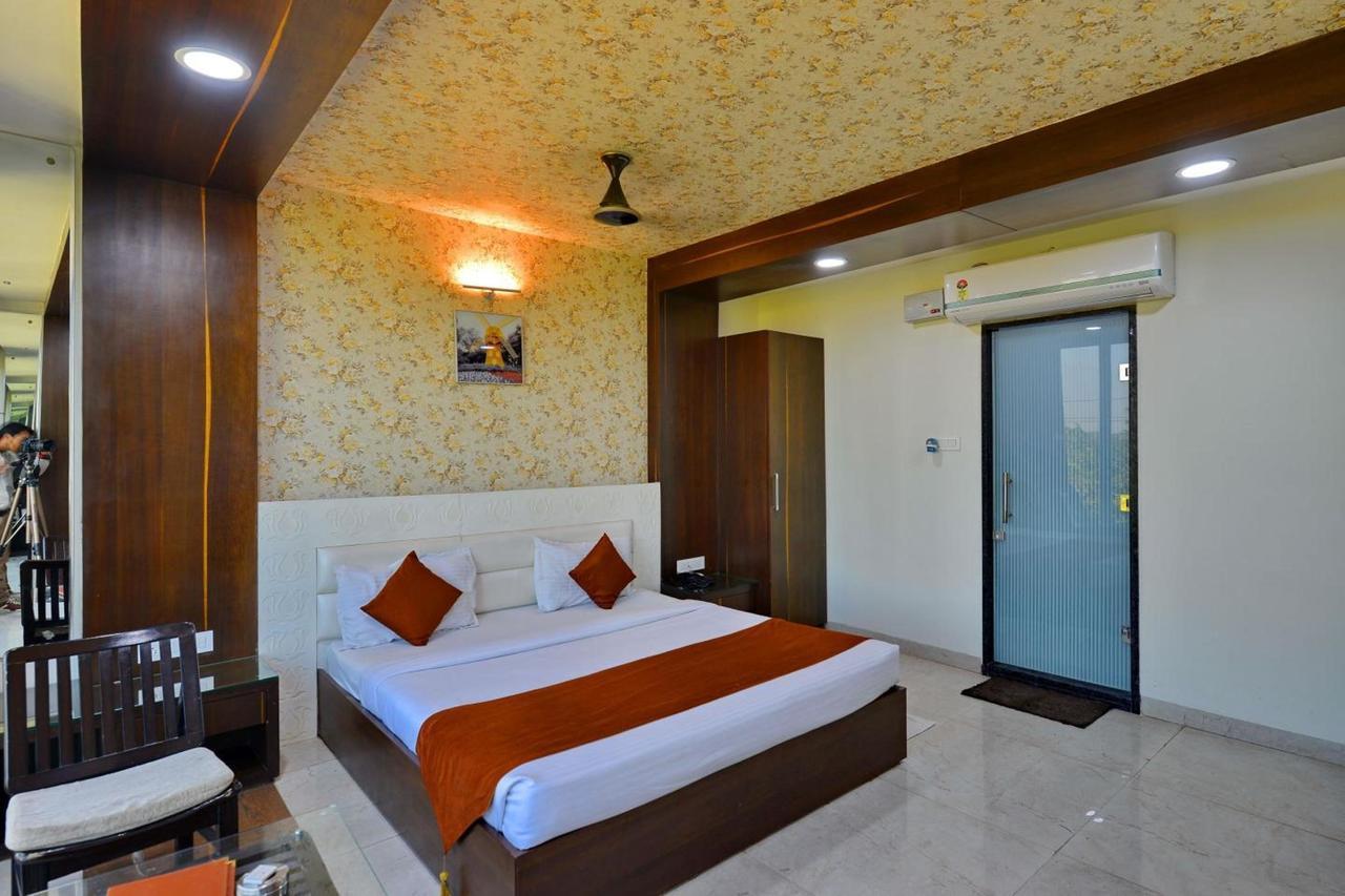 Hotel Tilak 보팔 외부 사진